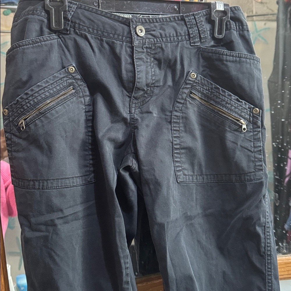Personal identity capris - Picture 2 of 6